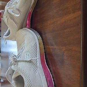Womens Skechers Skech-air memory foam shoes size 6.5